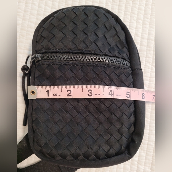 Antik Kraft Sling Bag - Picture 5 of 6